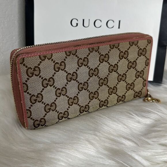 💯Authentic Gucci Zipped Around Long Wallet🍀 - Picture 5 of 17